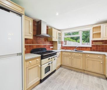 Cedar Road, Brockworth, Gloucester - Photo 4