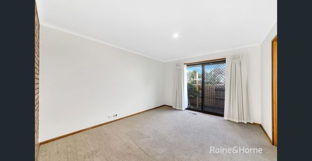 Charming Family Home for Lease - 15 Michelle Drive, Hampton Park - Photo 1