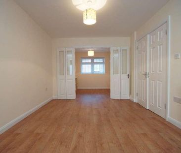 Westbury Lodge Close, Pinner, HA5 - Photo 3