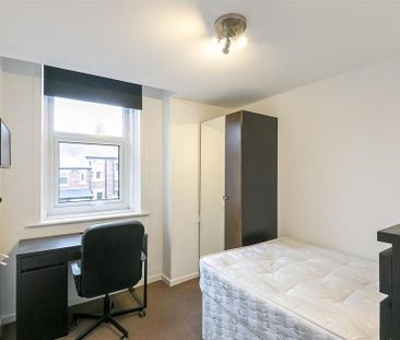 6 bedroom maisonette to rent - Photo 2