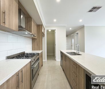 4 Swanpool Place - Photo 4