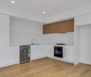 Corner 3 Bedroom Modern Living! - Photo 6