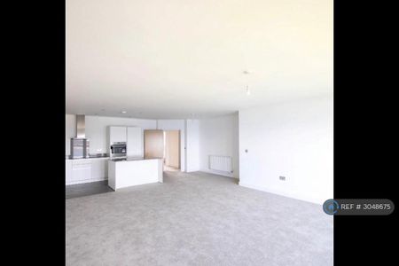 3 bedroom penthouse to rent - Photo 4
