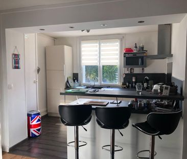 A LOUER Appartement T3 très lumineux, situé au 1er étage, à BONSECO... - Photo 4