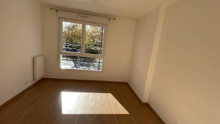 Appartement 3 pièces - - Photo 2