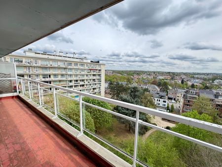 appartement à 1180 Uccle  Loyer: 1 300 € - Photo 2