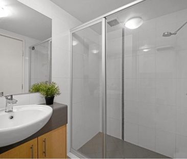 Top Floor Apartment at Fairfield - Photo 5