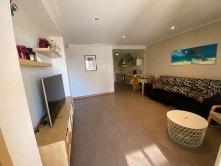 Apartamento de alquiler en Calle San Bartolome Tirajana, Los Arenales del Sol - Photo 2