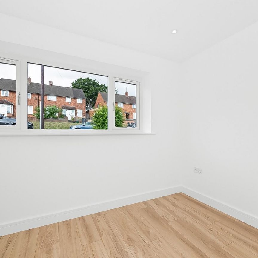 Whippendell Way, Orpington - Photo 1