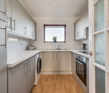 6b Helens Lea, Gilnahirk, Belfast, BT5 7RD - Photo 1