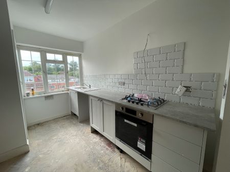 2 bedroom apartment to rent Addis Square, Portswood Road, Southampton, SO17 - Photo 5