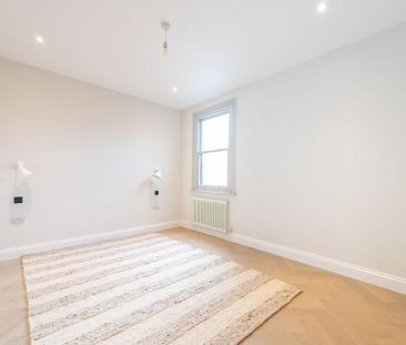 4 bedroom terraced house to rent - Photo 6
