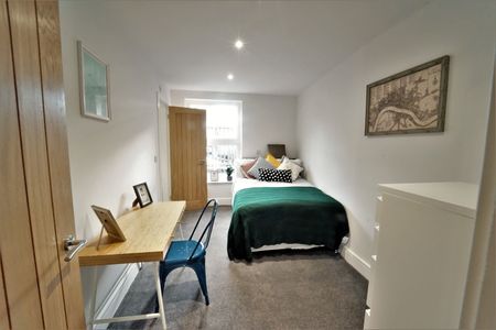 Flat 1, The Printworks, NG7 4BT, NOTTINGHAM - Photo 2