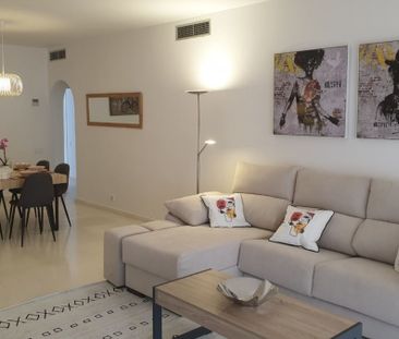 Apartamento planta baja en alquiler en Estepona - Photo 1