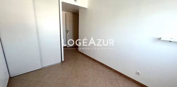 Location AppartementGolfe-Juan - Photo 2