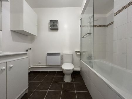 Location Appartement 2 pièces 45m² - Photo 5