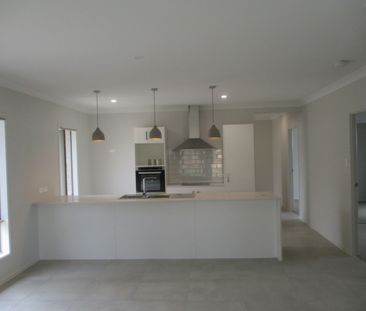 Ballina Heights Home - Photo 2