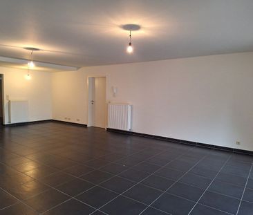 Ruim gelijkvloers appartement te Diepenbeek - Photo 3