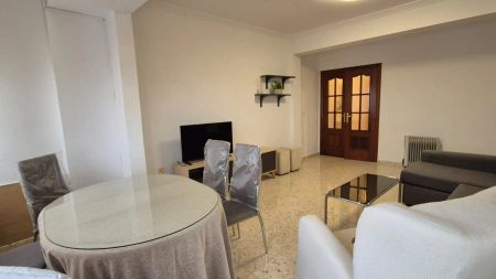 Piso de alquiler en Avenida Damián Téllez Lafuente, Ciudad Jardín - Photo 2