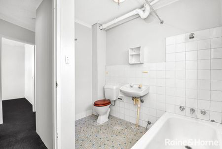 Two Bedroom Apartment - Photo 5