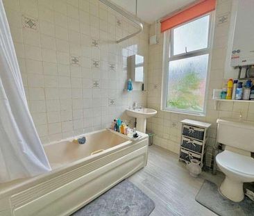 Conway Mount, Leeds, LS8 - Photo 6