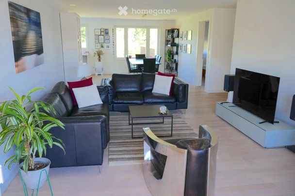 Schöne und grosszügige 4.5 Zimmer Wohnung mit viel Wohnkomfort - Photo 1
