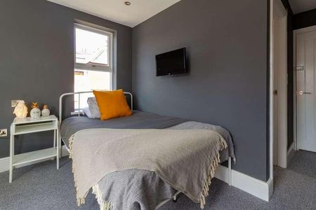 Student Property: Bed All Ensuite - Bills Included, LN2 - Photo 3