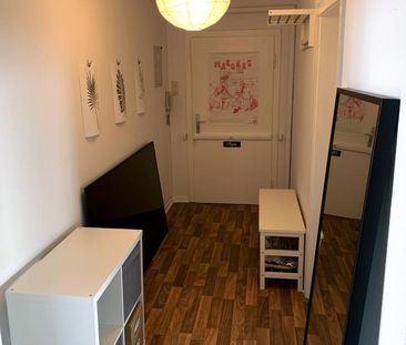 Helle 2-Zimmer-Wohnung direkt an der Lister Meile - Foto 1