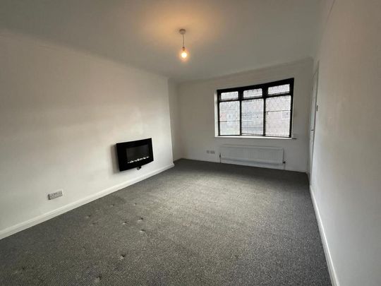 2 bedroom property to rent - Photo 1
