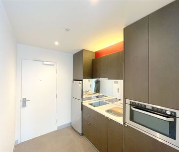 909/53 Batman Street - Photo 6