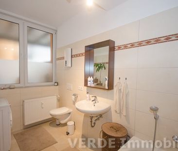 Neuwertige 3-Zimmer-Wohnung mit Balkon, Aufzug & Carport in ruhiger... - Photo 3