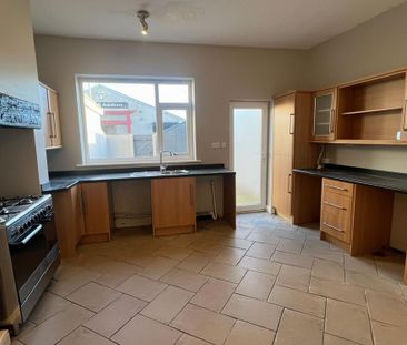 2 bedroom terraced house to rent - Photo 5