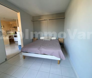Location Appartement 2 pièces 34m² ST CYR SUR MER 83270 - Photo 3