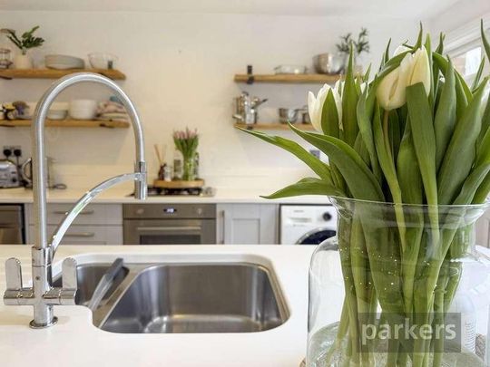 Eynsham, Witney, Oxfordshire, OX29 - Photo 1