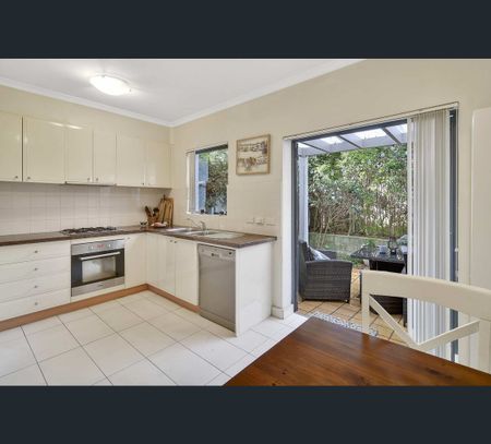 8/29-41 Reynolds Street, Balmain, NSW 2041 - Photo 2