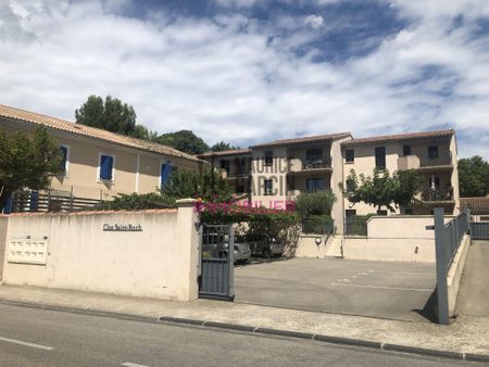A LOUER - APPARTEMENT BEAUMES DE VENISE - 3 pièces 72.06m² - Photo 2
