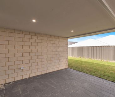 Brand New 4 x 2 Home in Hilbert - Photo 5