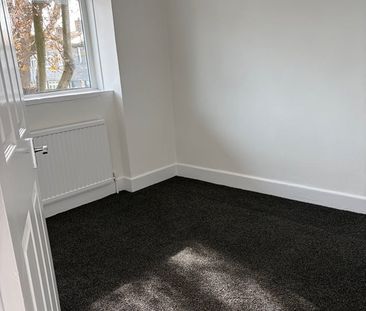 2 Bed Flat, Cameford Court, SW2 - Photo 4