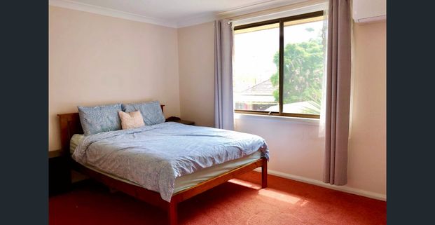 Location, Convenience, Lifestyle! - Photo 1