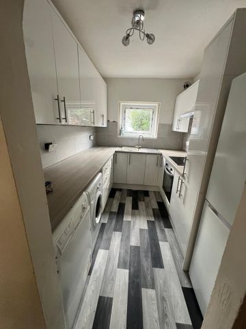 2 Bed Terraced House, Briardale Road, CH42 - Photo 5