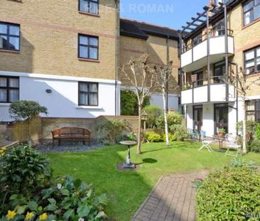 2 bedroom property to rent in Esher - Photo 5
