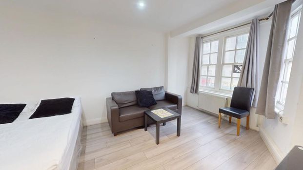 Studio to rent - Photo 1