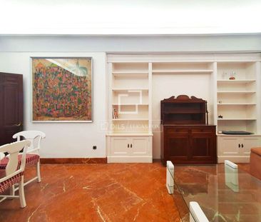 3 Bedroom house / villa with 30m² terrace for rent in Malagueta - E... - Foto 2