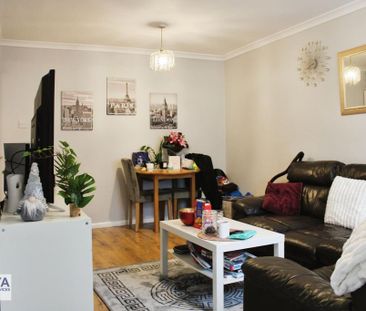 2 bedroom maisonette to rent - Photo 5