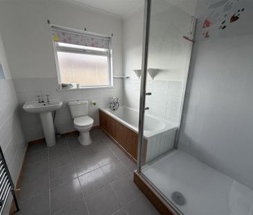 2 bedroom terraced house to rent - Photo 6
