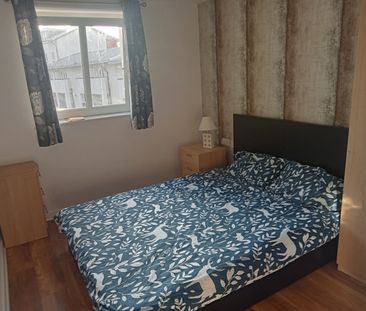 1 Bed Flat, Allanfield Place, EH7 - Photo 1