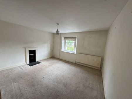 2 bedroom terraced house to rent - Photo 2