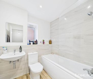 2 bedroom semi-detached house to rent - Photo 6