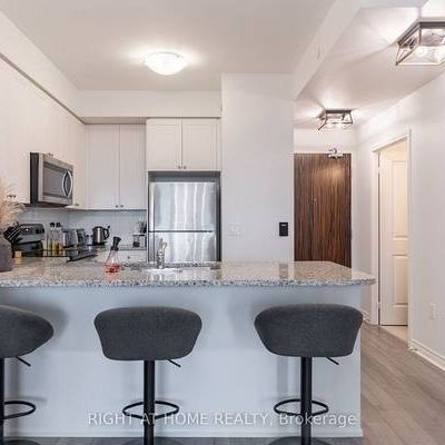 Rathburn Rd W / Confederation Pkwy Furnished Executive 1Bdrm Lrg Wind - Photo 3