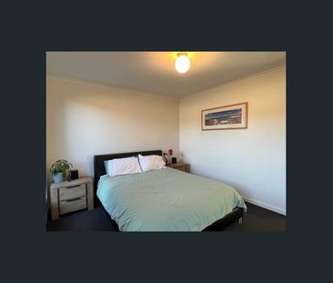 Sunny and Low Maintenance Living - Photo 4